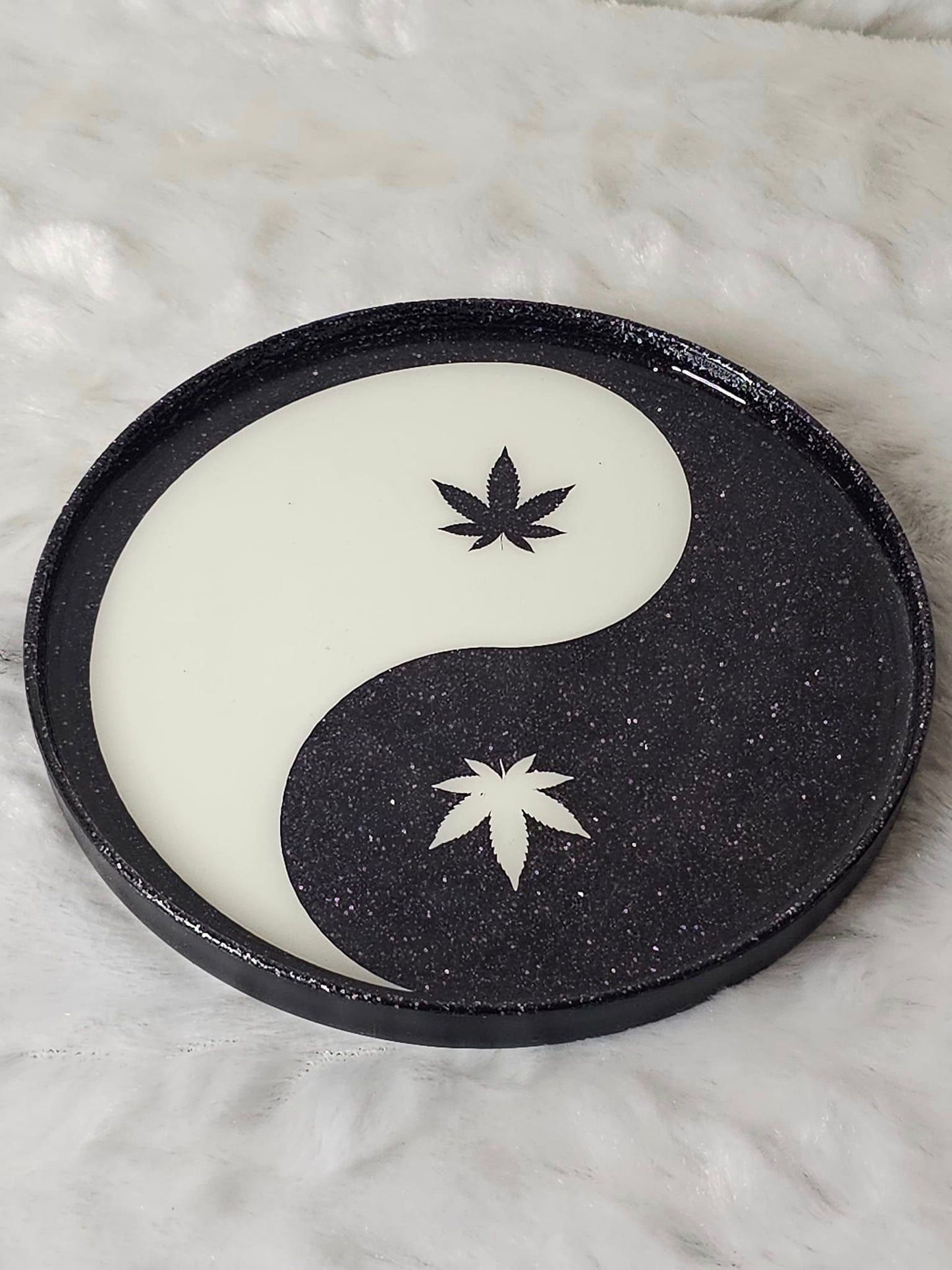 Yin-Yang Round Tray